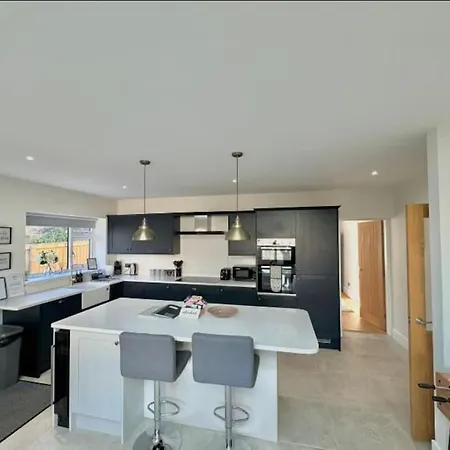 Stylish Near The Centre Of Appartamento Harrogate