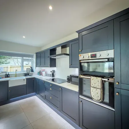 Stylish Near The Centre Of