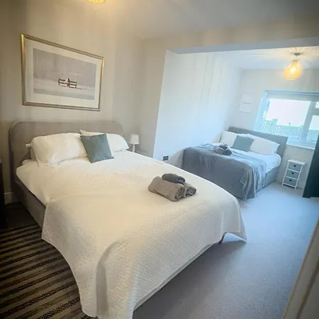 Stylish Near The Centre Of * Harrogate