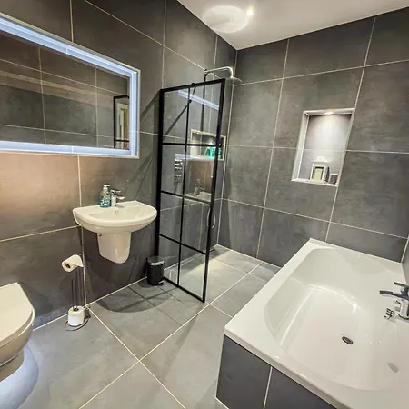 Stylish Near The Centre Of *