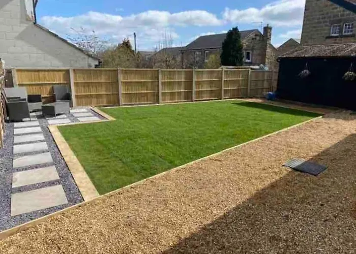 Stylish Near The Centre Of *