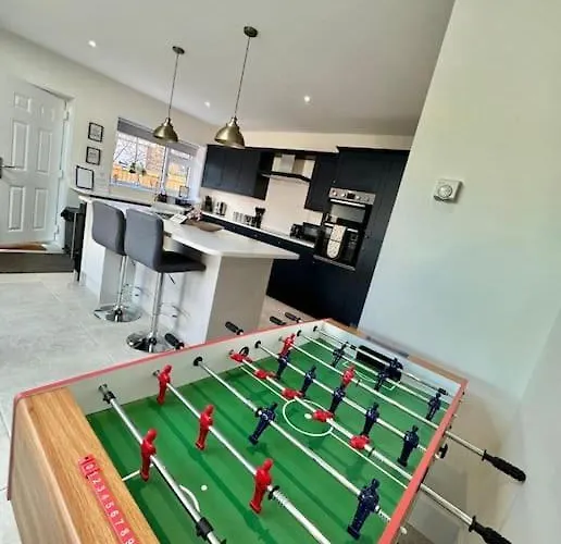 Stylish Near The Centre Of Lägenhet *