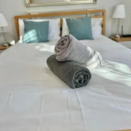 Stylish Near The Centre Of Harrogate