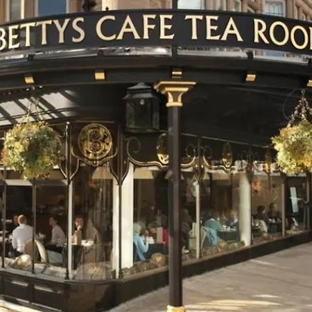 Stylish Near The Centre Of Harrogate